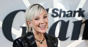 Kris Jenner surprise fans as she debuts blonde hair Kris Jenner surprise fans as she debuts blonde hair