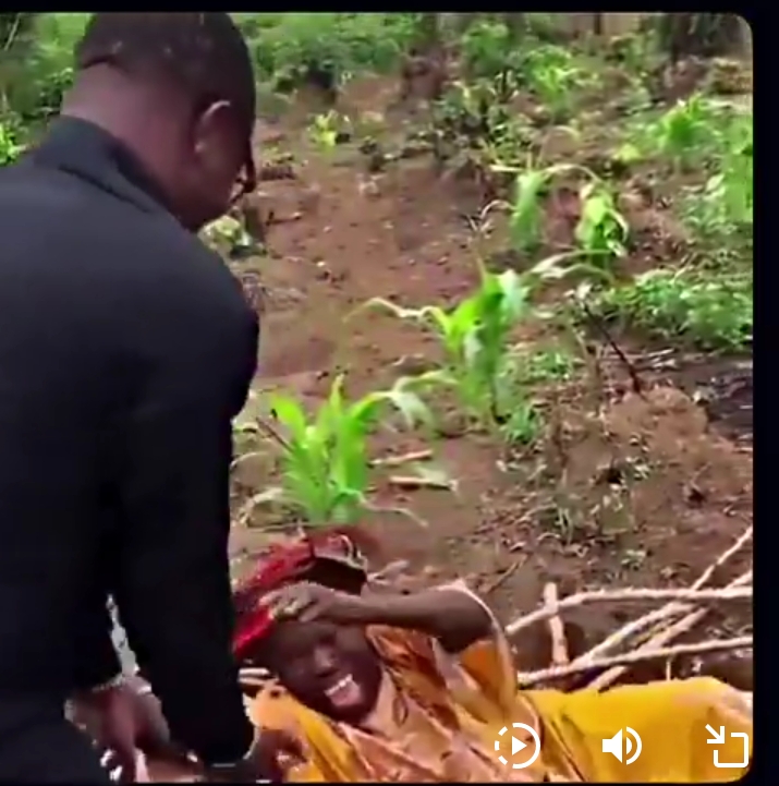 Julius Agwu loses mother