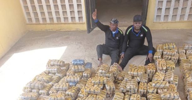Soldiers arrest two fake policemen with cannabis Soldiers arrest two fake policemen with cannabis