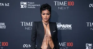 Teyana Taylor goes fearless with a daring outfit Teyana Taylor goes fearless with a daring outfit