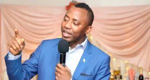 Sowore calls for fresh protest hours after release Sowore calls for fresh protest hours after release