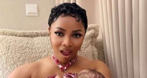 Toke Makinwa replies fan asking why she stopped breastfeeding Toke Makinwa replies fan asking why she stopped breastfeeding