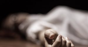 Lady found de.ad with st*b wounds Lady found de.ad with st*b wounds