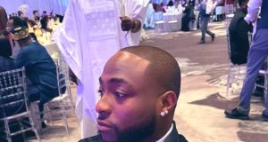 U dey craze – Davido slams fan who called for organized fanbase setup