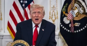 Trump declares Venezuelan airspace closed Trump declares Venezuelan airspace closed