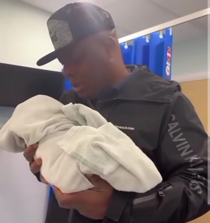 Yinka Quadri welcomes granddaughter