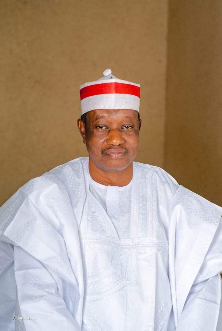 Thief steals Kano Deputy Governor's Hilux inside government house