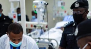 British envoy, Governors visit Anthony Joshua at Lagos hospital British envoy, Governors visit Anthony Joshua at Lagos hospital