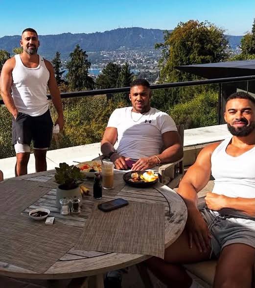 Two d3ad victims in Auto crash involving Anthony Joshua identified 