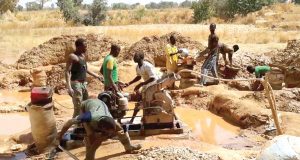 Gunmen k!ll 12 at Plateau mining site Gunmen k!ll 12 at Plateau mining site