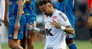 Neymar set to see ‘miracle doctor’ Neymar set to see 'miracle doctor'