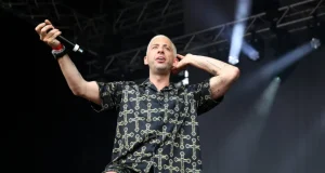 Popstar tells disabled fan ‘get up out of your seat you look stupid’ Popstar tells disabled fan ‘get up out of your seat you look stupid’