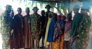Army rescues SIX kidnapped victims Army rescues SIX kidnapped victims