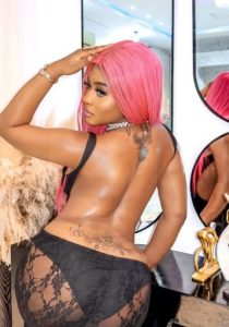BBNaija Phyna shares raunchy photos 
