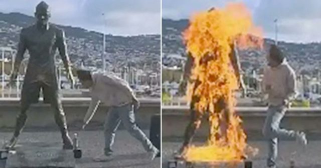 Cristiano Ronaldo statue is set ON FIRE Cristiano Ronaldo statue is set ON FIRE