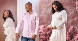 Tope Alabi’s daughter welcomes first child Tope Alabi's daughter welcomes first child