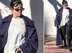 Kourtney Kardashian makes rare makeup-free outing Kourtney Kardashian makes rare makeup-free outing