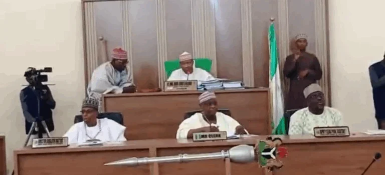 Twenty two Kano lawmakers defect from NNPP to APC 1 Twenty two Kano lawmakers defect from NNPP to APC