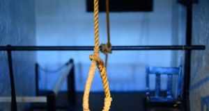 THREE to d!e by hanging for armed robbery THREE to d!e by hanging for armed robbery