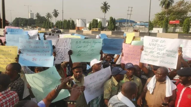 Distillers, Labour Union protest Sachet Alcohol ban in Lagos