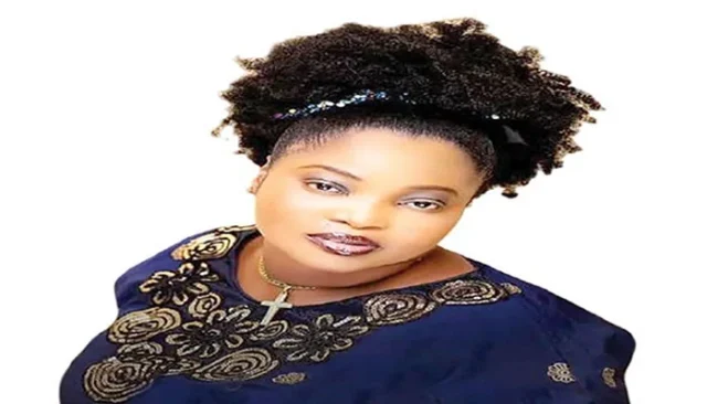 Gospel Singer, Busola Oke breaks down over struggle in music career