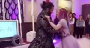 Couple heartbroken as they lose £22,000 after half of wedding guests failed to show up Couple 'heartbroken' as they lose £22,000 after wedding guests don't turn up