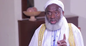 Sheikh Gumi condemns call to abolish Sharia law in Nigeria Sheikh Gumi condemns abolition of Sharia law in Nigeria by US lawmaker