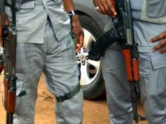 Suspected smugglers k!ll customs officer Suspected smugglers k!ll customs officer