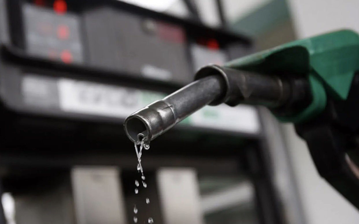 Petrol Prices hit N974, N960 in fueling stations
