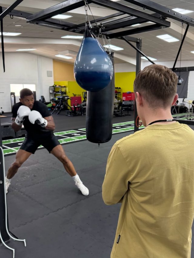 Anthony Joshua returns to training with new coach