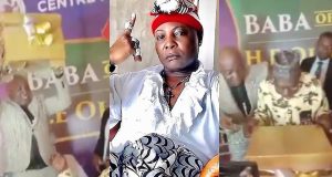 Charly Boy surprises Olusegun Obasanjo Charly Boy surprises Olusegun Obasanjo