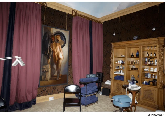 Jeffrey Epstein kept sculpture, photo of mystery blond woman who ‘was the mother of his child