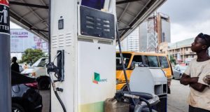 Petrol Prices hit N974, N960 in fueling stations Petrol Prices hit N974, N960 in fueling stations
