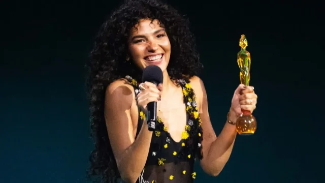Olivia Dean crowned new UK queen of pop