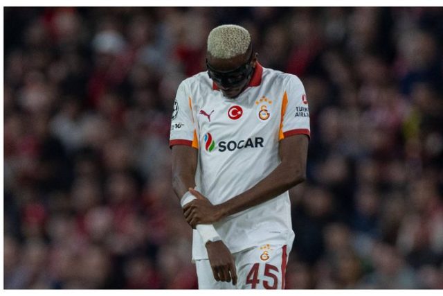 Osimhen undergoes scan on arm injury