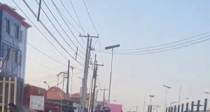 Lagos residents protest unstable power supply Lagos residents protest unstable power supply