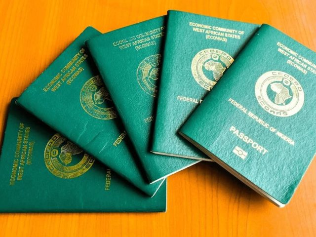 FG withdraws passports of Nigerians renouncing citizenship FG withdraws passports of Nigerians renouncing citizenship