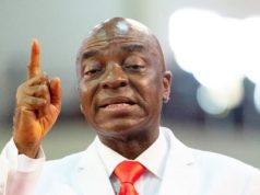 How i ordered Kidnappers to free a pastor on the phone – Oyedepo How i ordered Kidnappers to free a pastor on the phone - Oyedepo