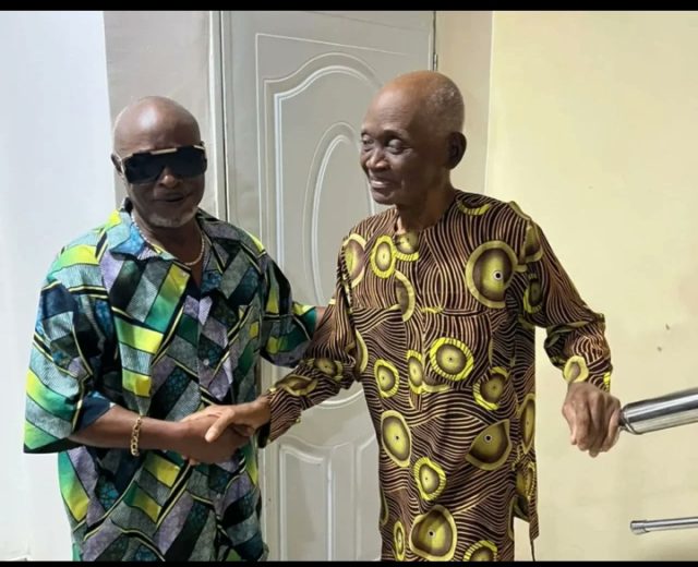 Veteran actor, Davis Ofor is de.ad