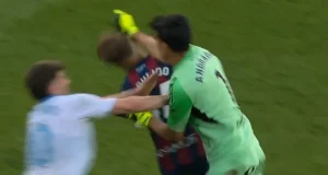 Real Zaragoza goalkeeper faces long term ban after punching opponent Real Zaragoza goalkeeper faces long term ban after punching opponent