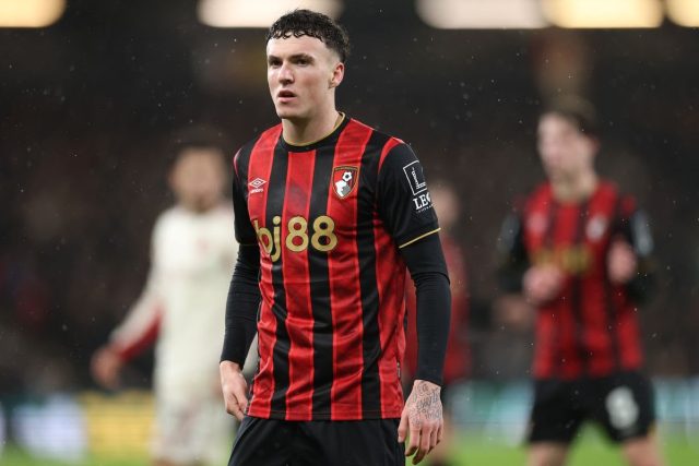 Bournemouth suspends Alex Jimenez for alleged flirt with minor