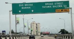 FG suspends planned closure of Eko Bridge FG suspends planned closure of Eko Bridge