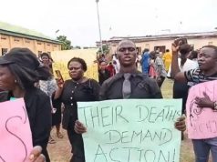 Oyo teachers PROTEST over Ogbomoso school attack Oyo teachers PROTEST over Ogbomoso school attack