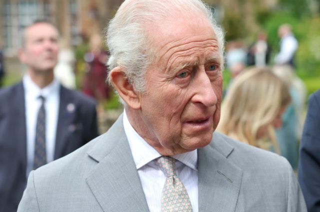 UK radio station apologises for accidentally announcing de.ath of King Charles UK radio station apologises for accidentally announcing de.ath of King Charles