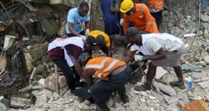 Eight de.ad, 26 rescued in Lagos building collapse Eight dead, 26 rescued in Lagos building collapse