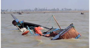 11 funeral guests feared de.ad in Benue boat accident 11 funeral guests feared de.ad in Benue boat accident