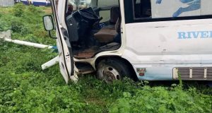 Rivers United escape injuries as team bus involve in road acc!dent Rivers United escape injuries as team bus involve in road acc!dent