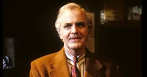 Actor James Handy sta-bbed to de.ath