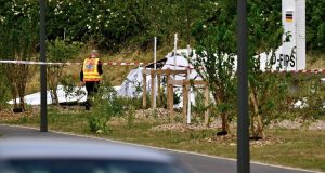 11 de.ad in France plane crash 11 de.ad in France plane crash