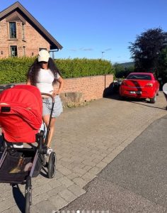 I promise to show you the world, Toke Makinwa tells daughter 